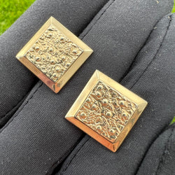 Cufflinks
